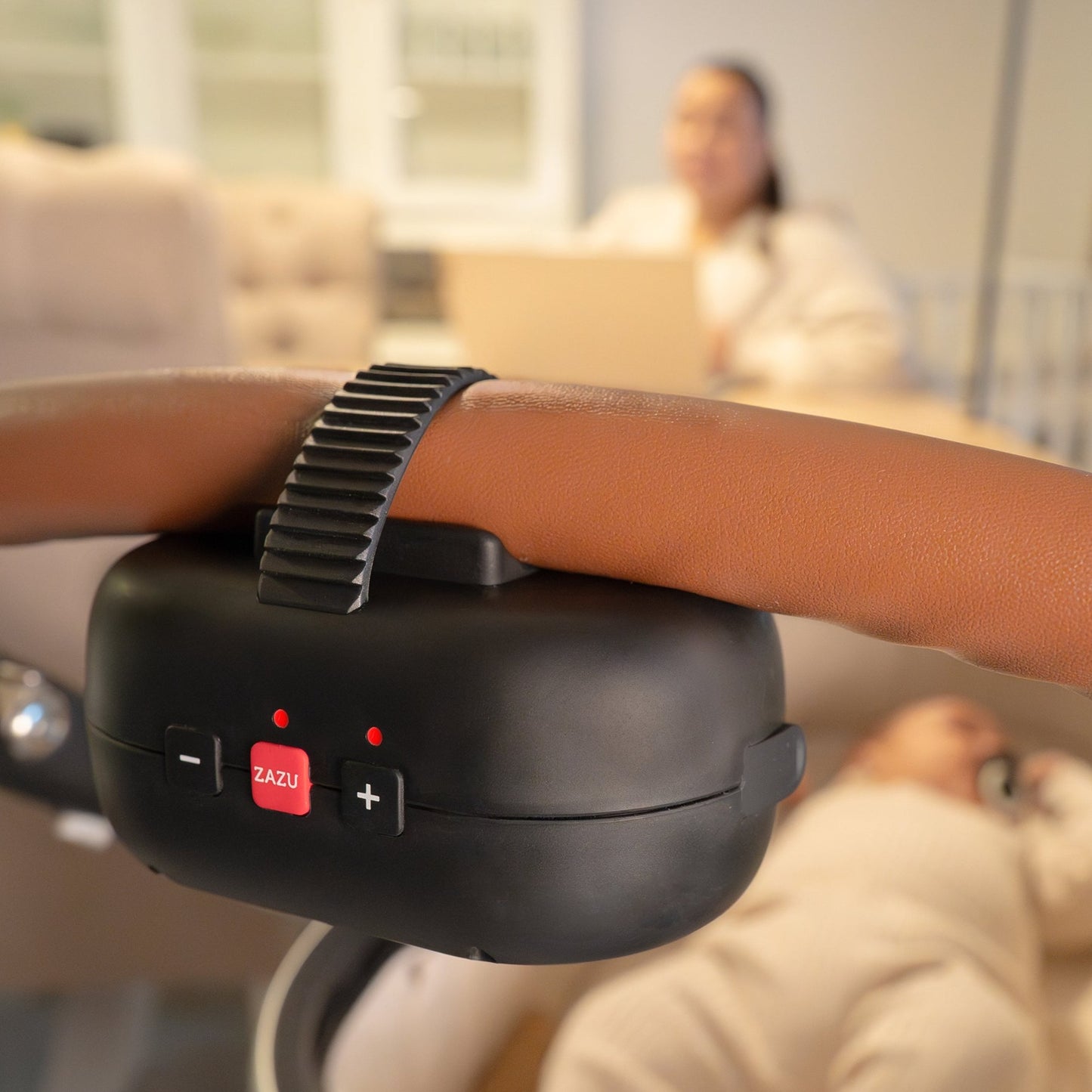 Robby Stroller Baby Rocker with cry sensor