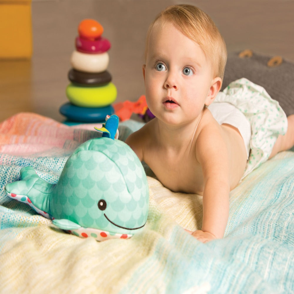 B.Toys - Glow Zzzs Whalé