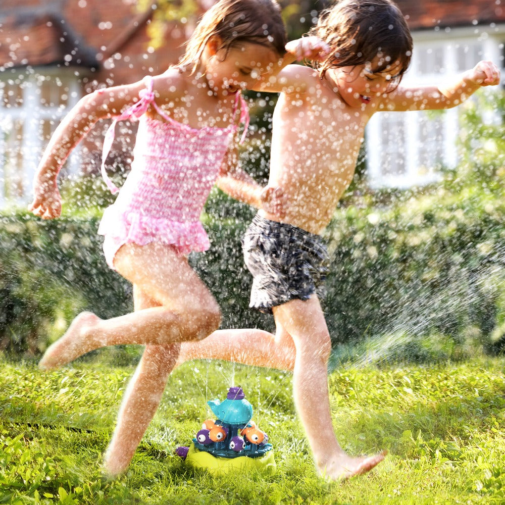 Whirly Whale Water Sprinkler