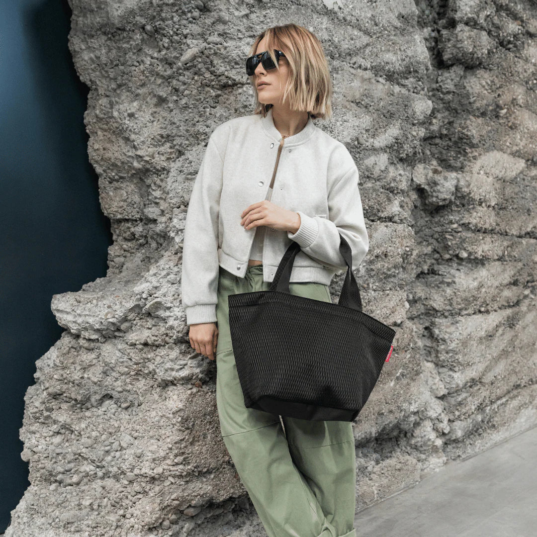 Best Travel Bags for Moms in Singapore (2026 Guide)