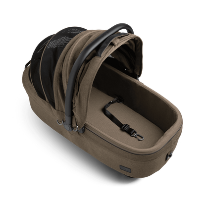 Maeve 7X-R (Medium Rigid) Pet Car Seat with ISOFIX Base