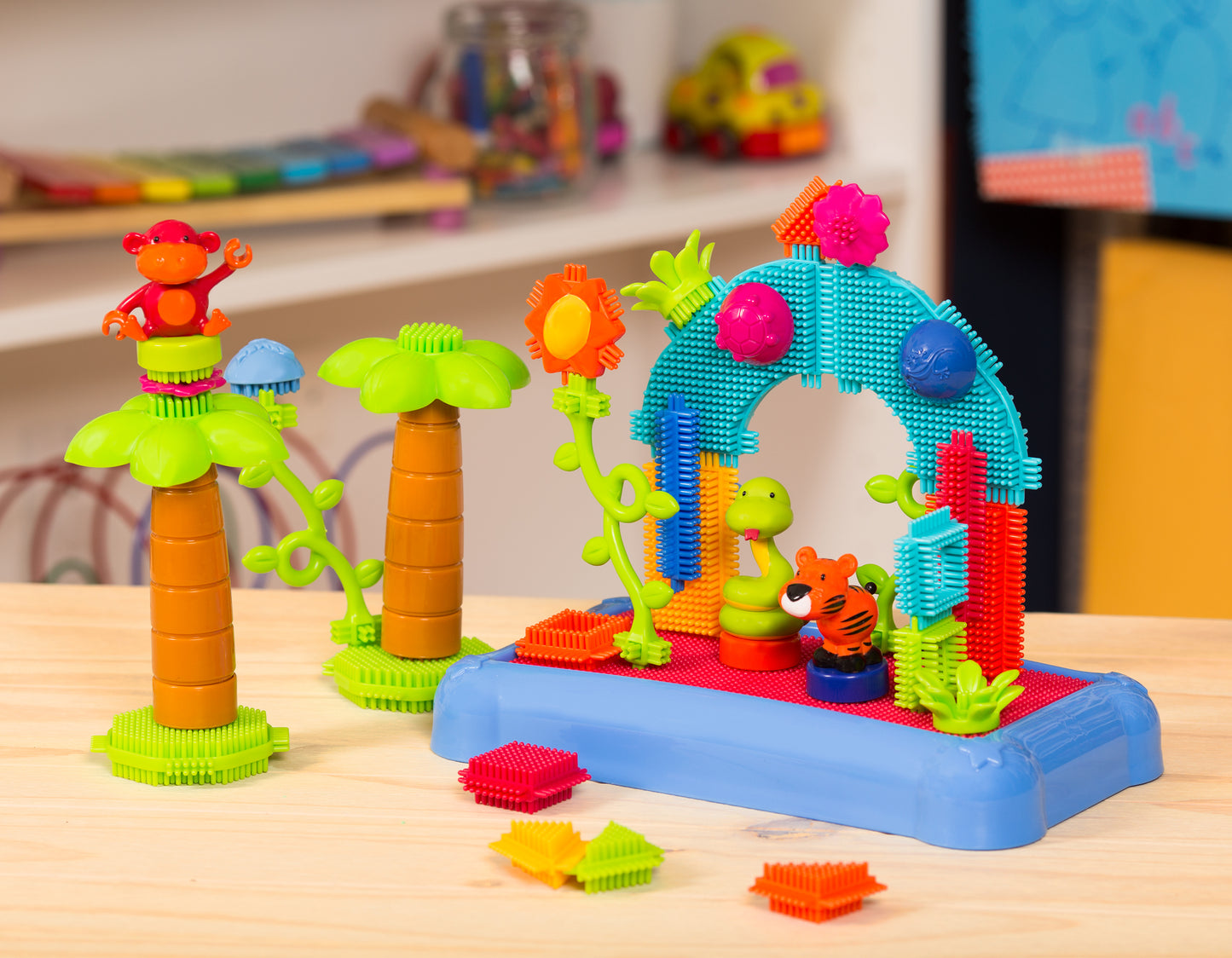 [Bristle Blocks by Battat] 58Pcs Jungle Blocks in Bucket | STEM Creativity Building Toys