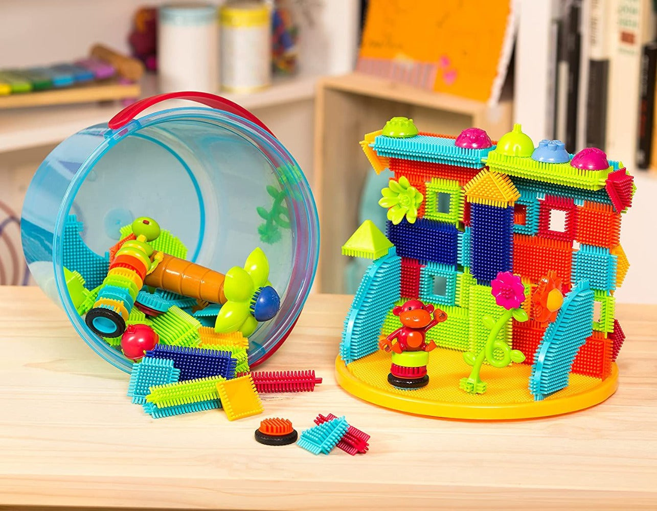 128Pcs Jungle Adventure